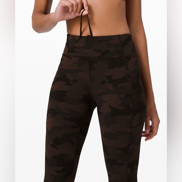 Lululemon Invigorate HR Tight size 2 - Picture 4 of 8